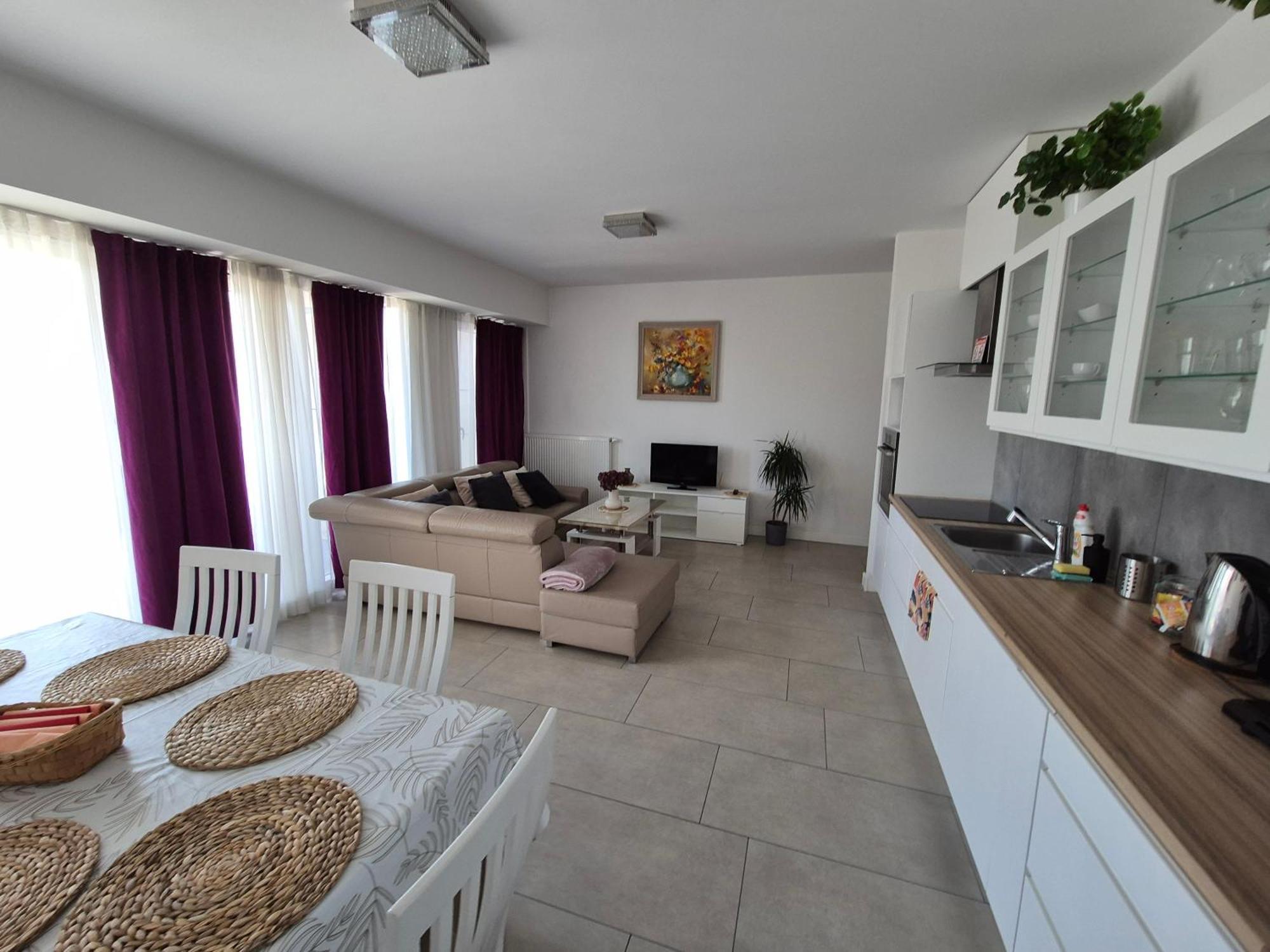 Big 21 Old Town Lux Apartment, Self Check-In 24H, Free Parking Poznan Ngoại thất bức ảnh