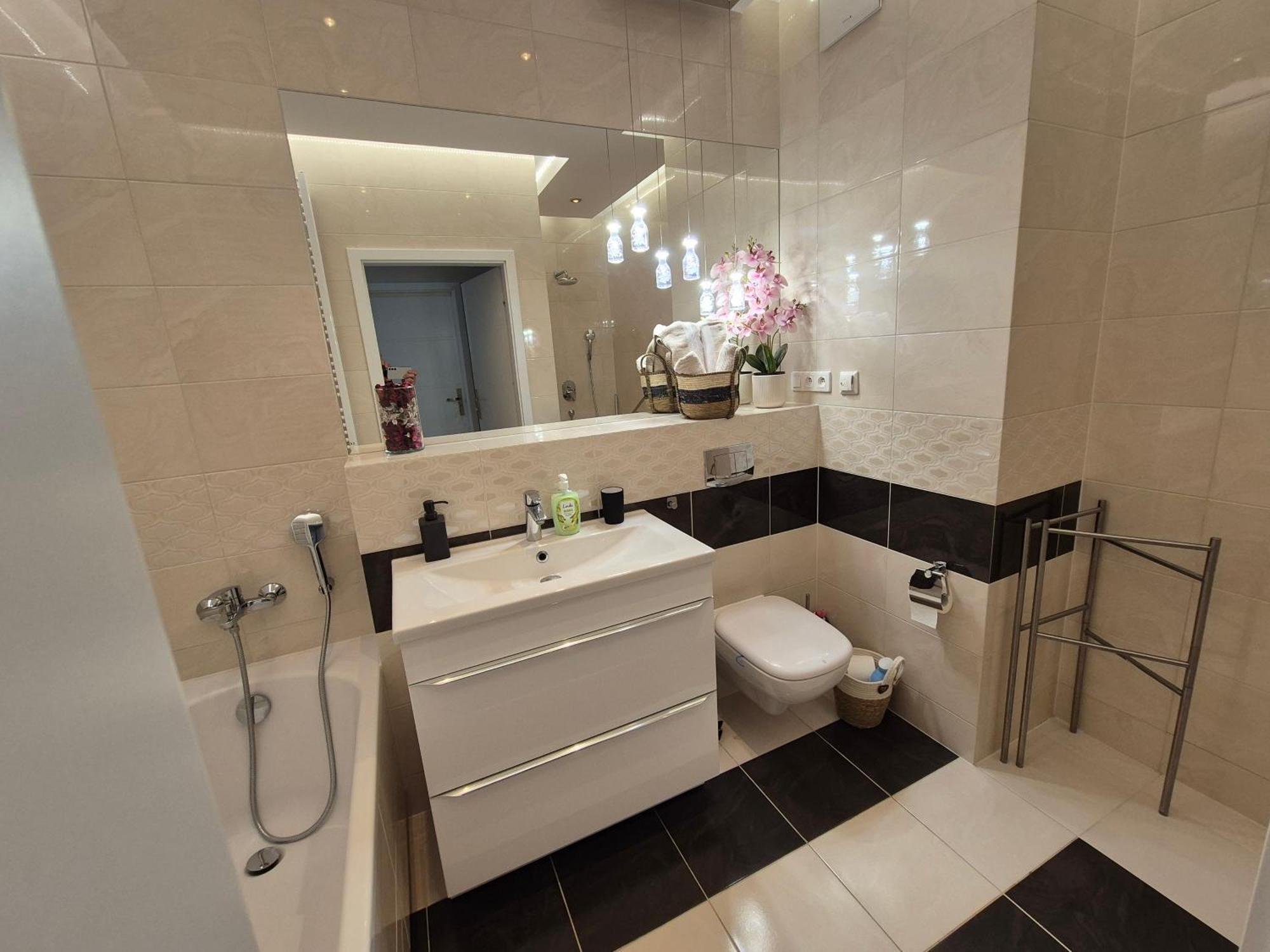 Big 21 Old Town Lux Apartment, Self Check-In 24H, Free Parking Poznan Ngoại thất bức ảnh